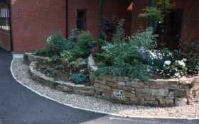 Hard Landscaping - Water Features & Planting